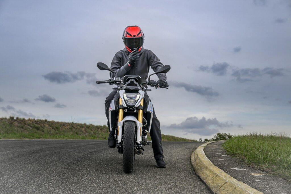 BMW F 450 R