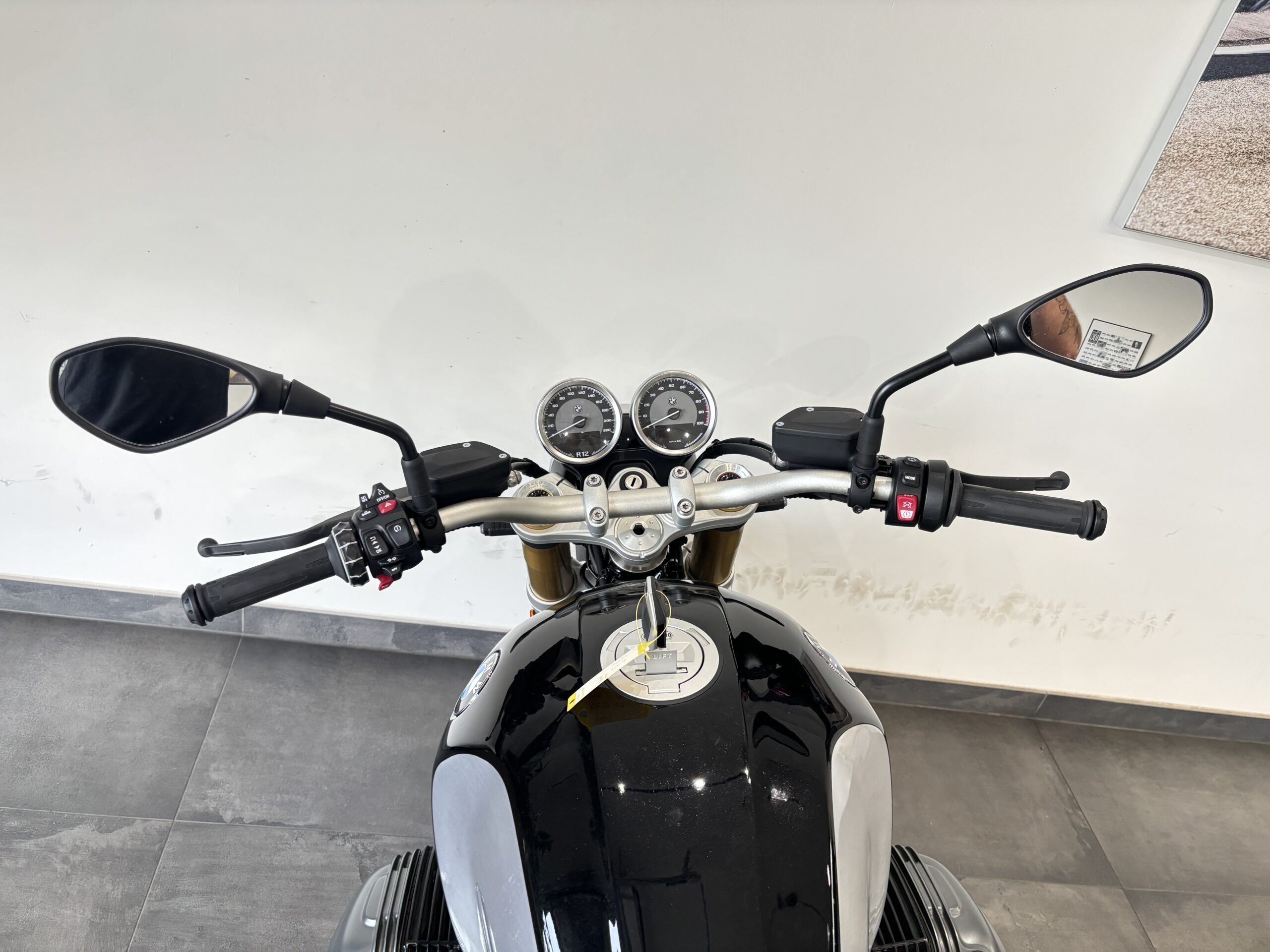 BMW R 12 NineT
