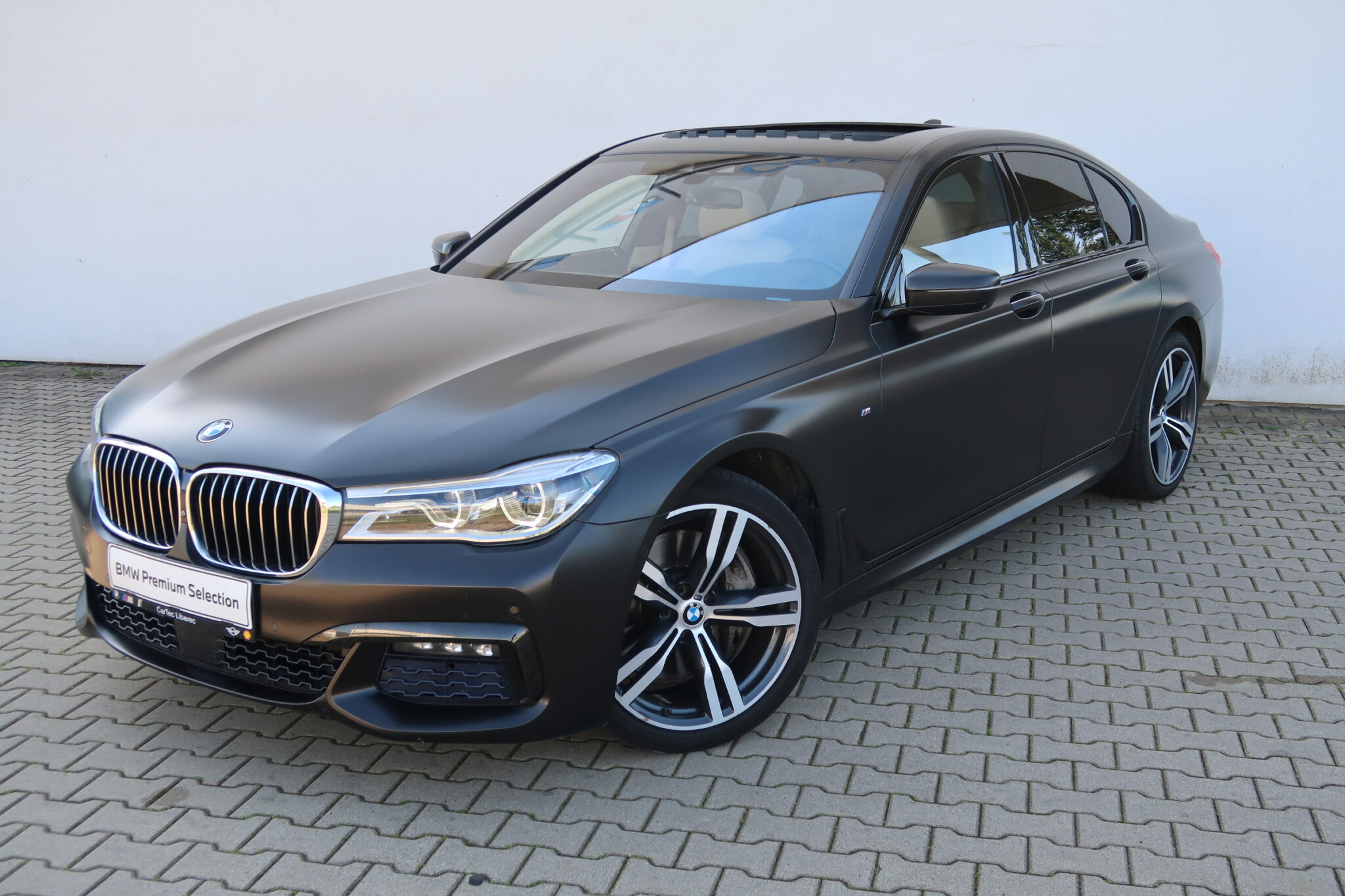 BMW 750i xDrive