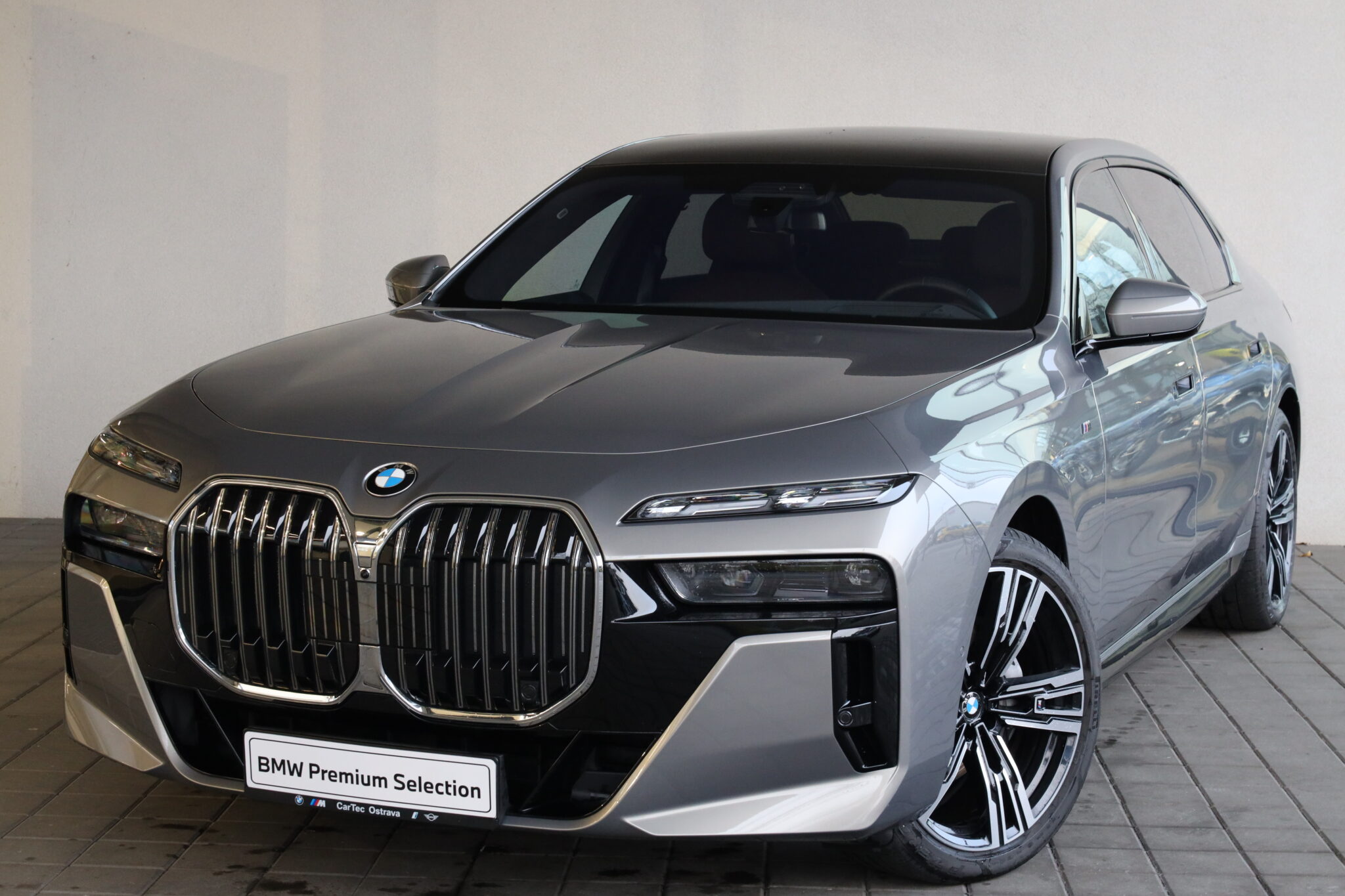 BMW 740d xDrive Sedan