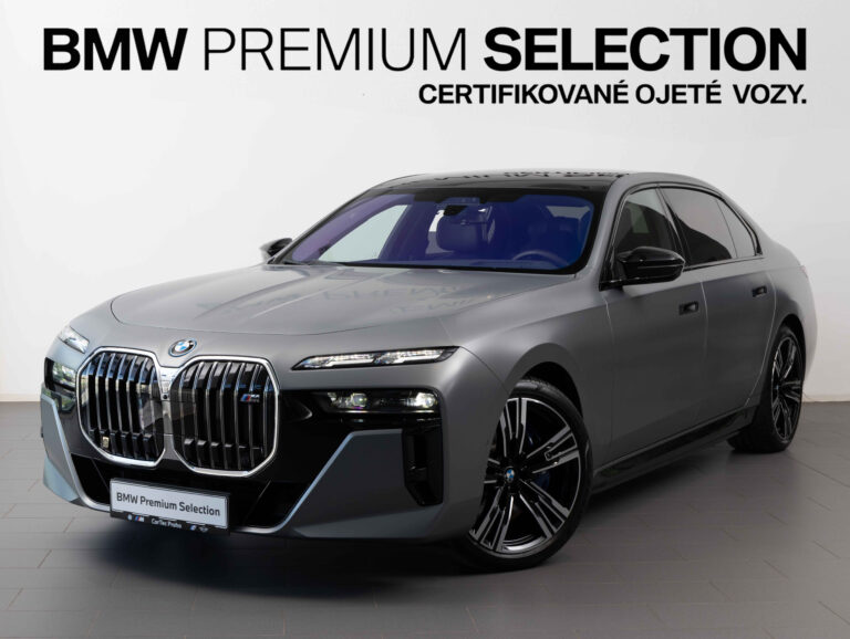 BMW i7 m70