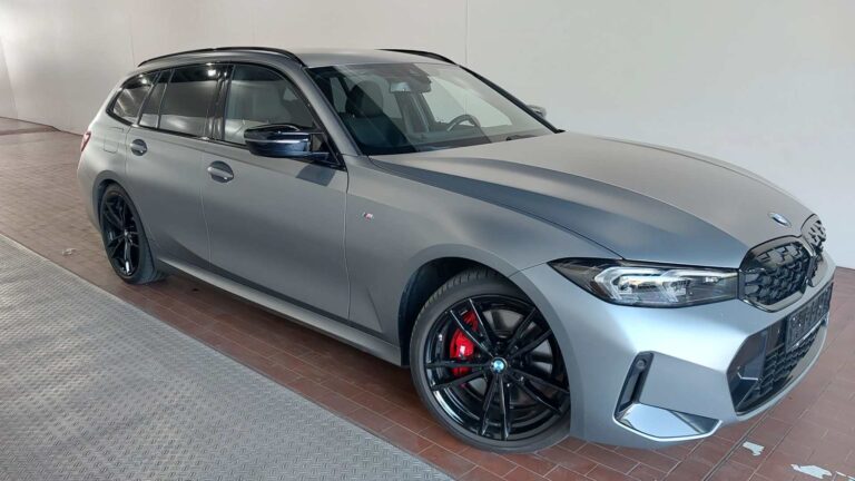BMW M340i xDrive Touring