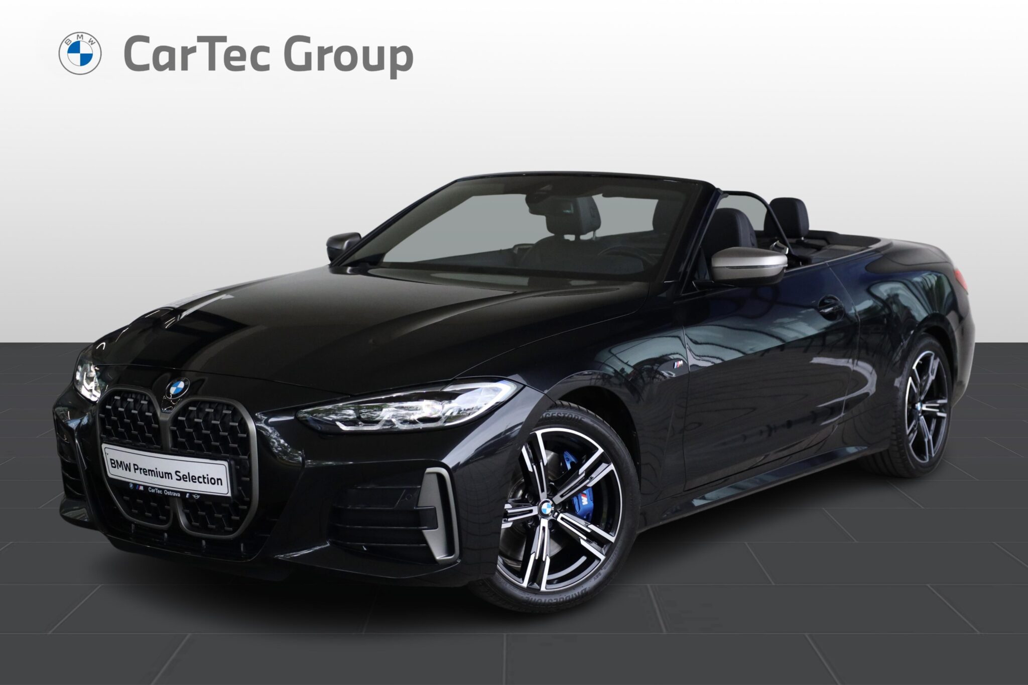 BMW M440i xDrive Convertible