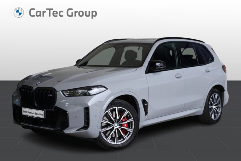 BMW X5 M60i