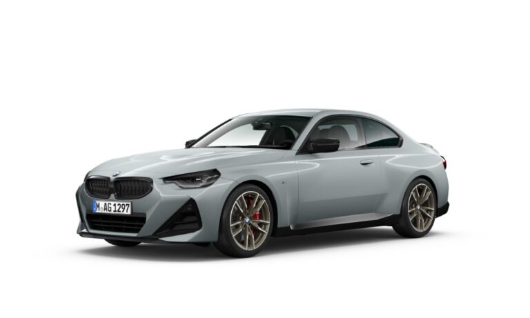 BMW M240i Coupe