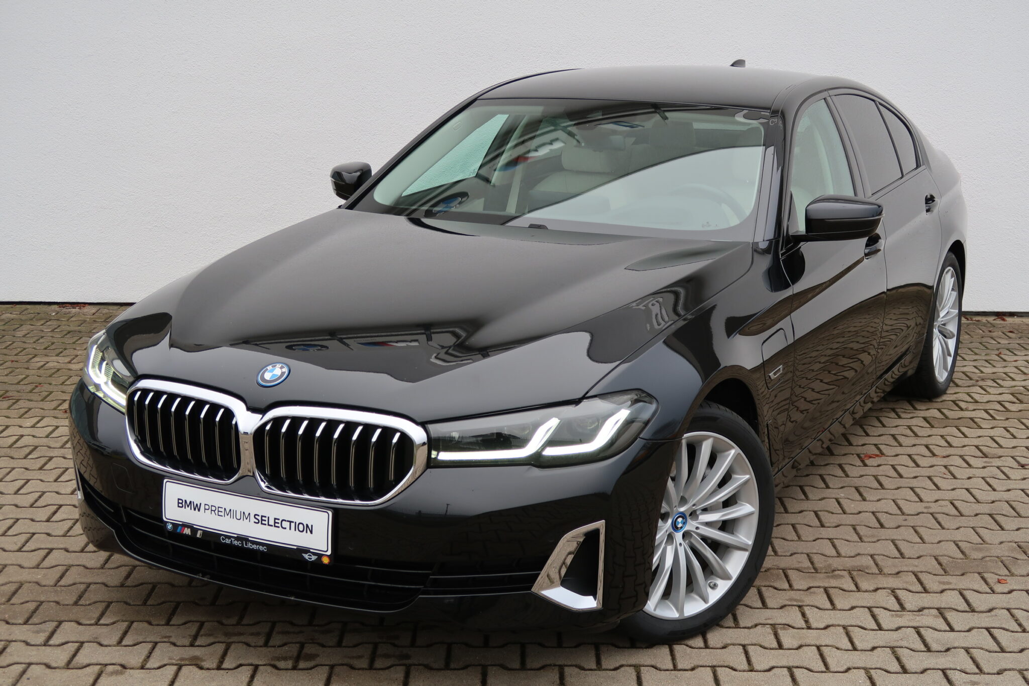 BMW 530e xDrive Sedan