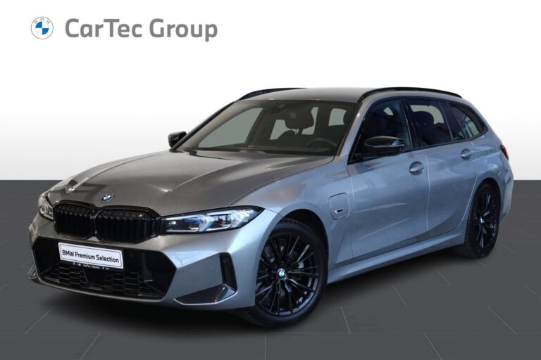 BMW 330e xDrive Touring