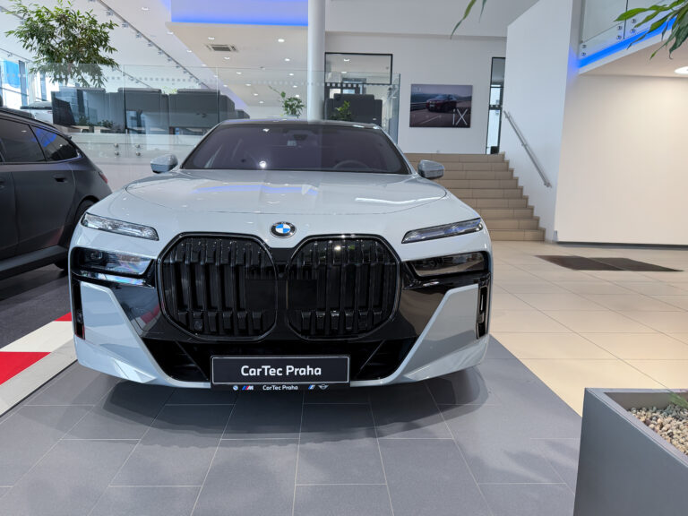 BMW 740d xDrive Sedan