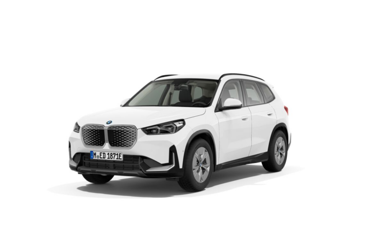 BMW iX1 xDrive30