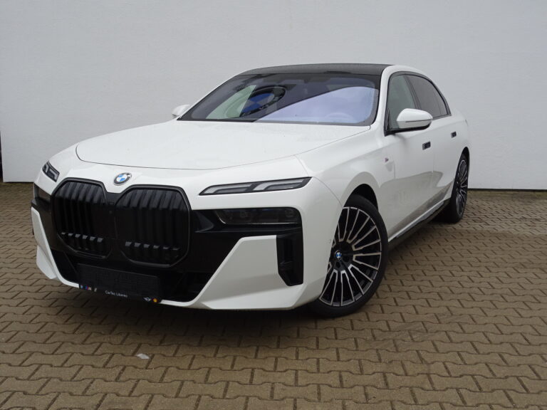 BMW 740d xDrive Sedan