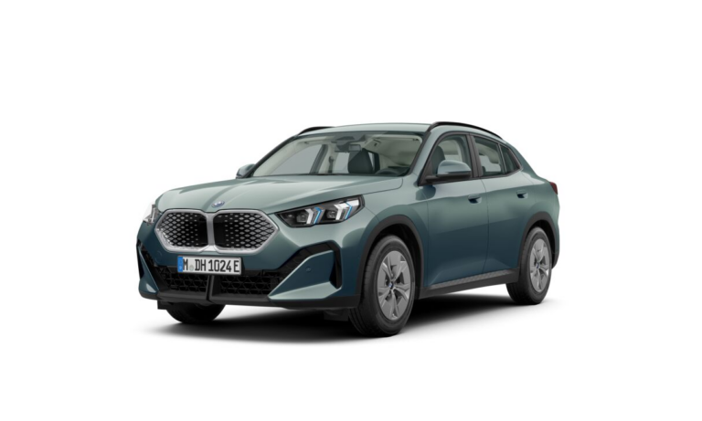 BMW iX2 xDrive30