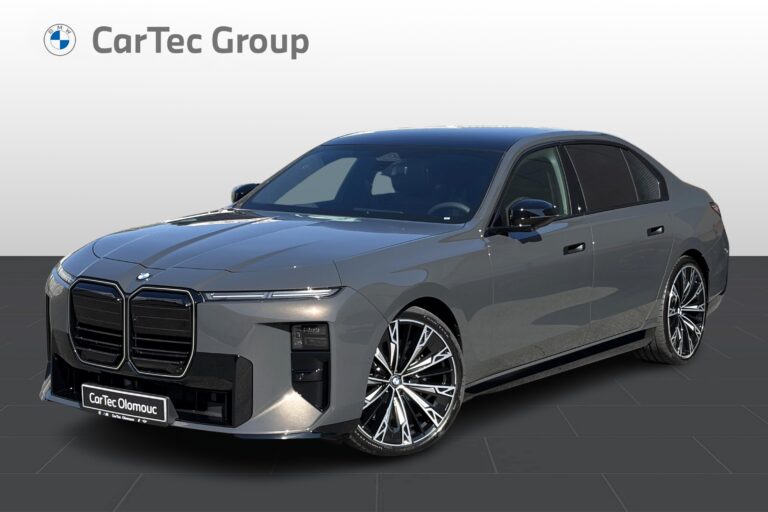 BMW 740 xDrive Sedan