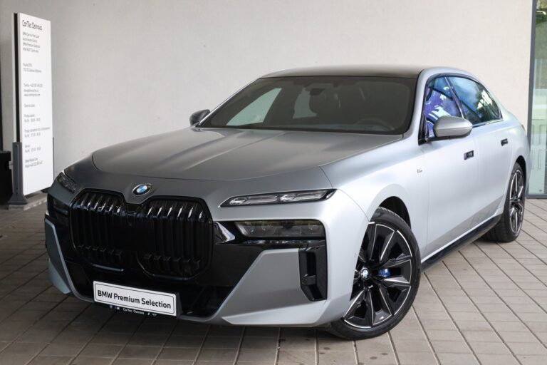 BMW 740d xDrive Sedan