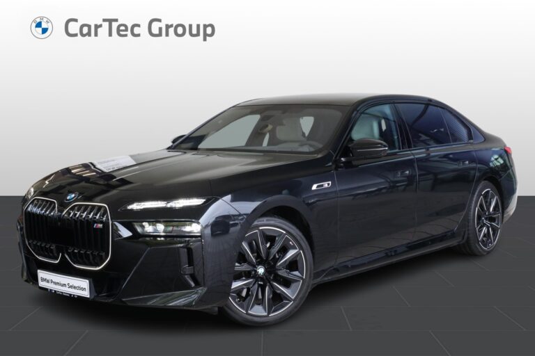 BMW i7 m70